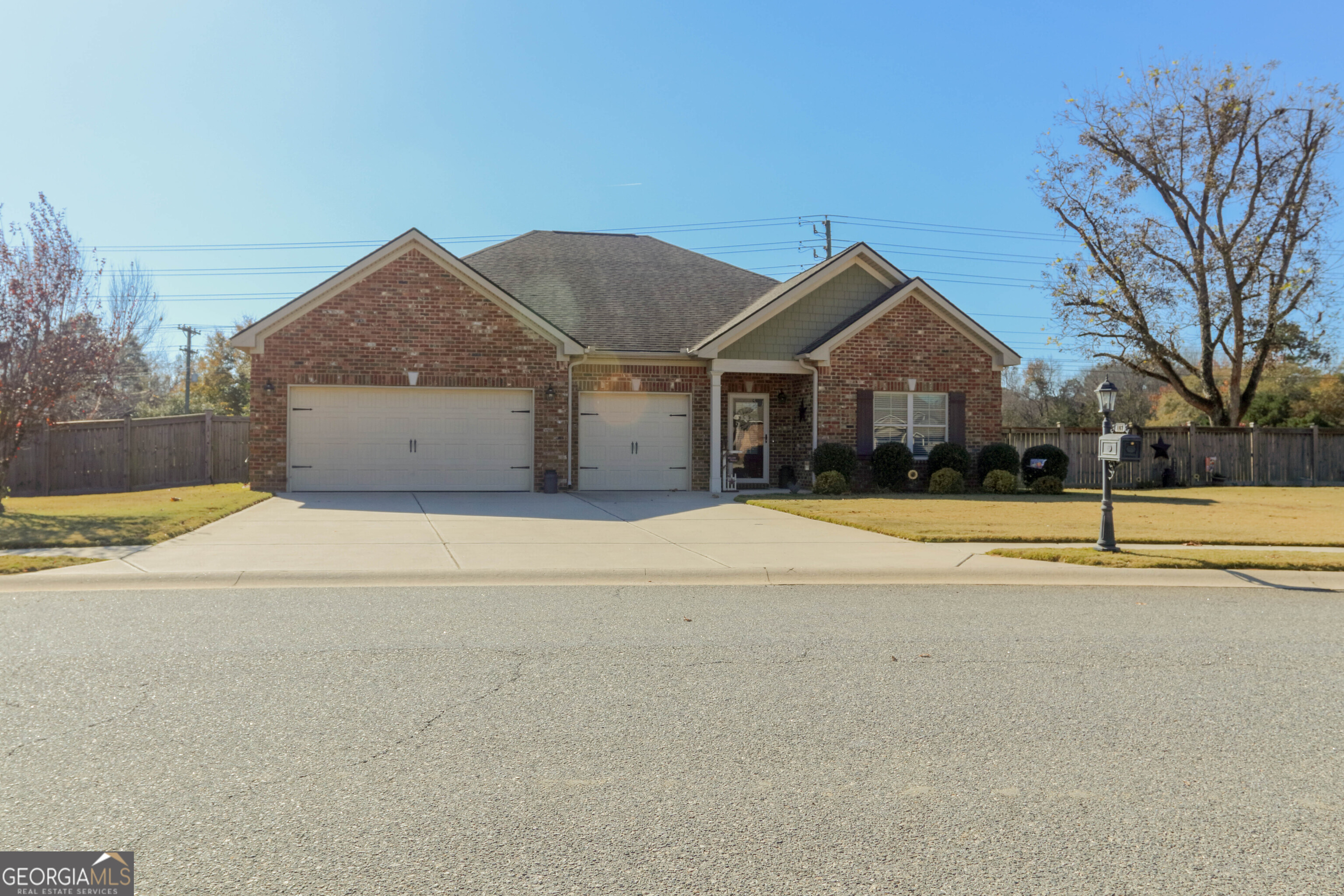 107 Westchester Trail Kathleen, GA 31047 - Photo 2 of 36 a house with a outdoor space