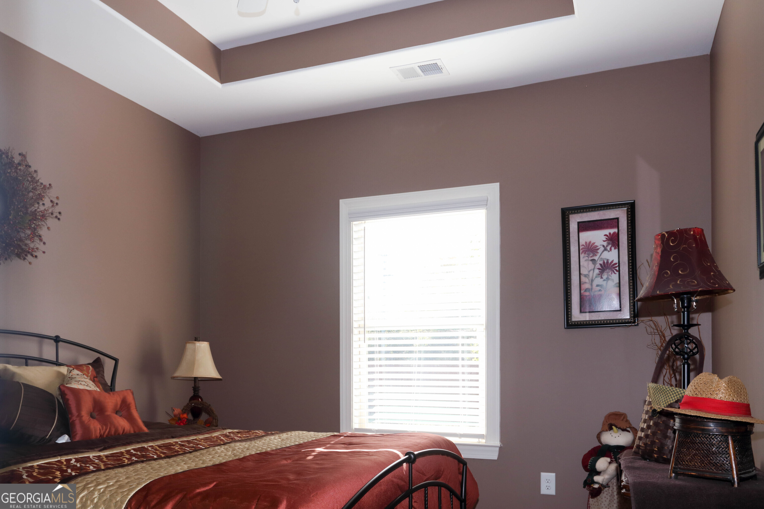 107 Westchester Trail Kathleen, GA 31047 - Photo 24 of 36 a bedroom with bed and a window