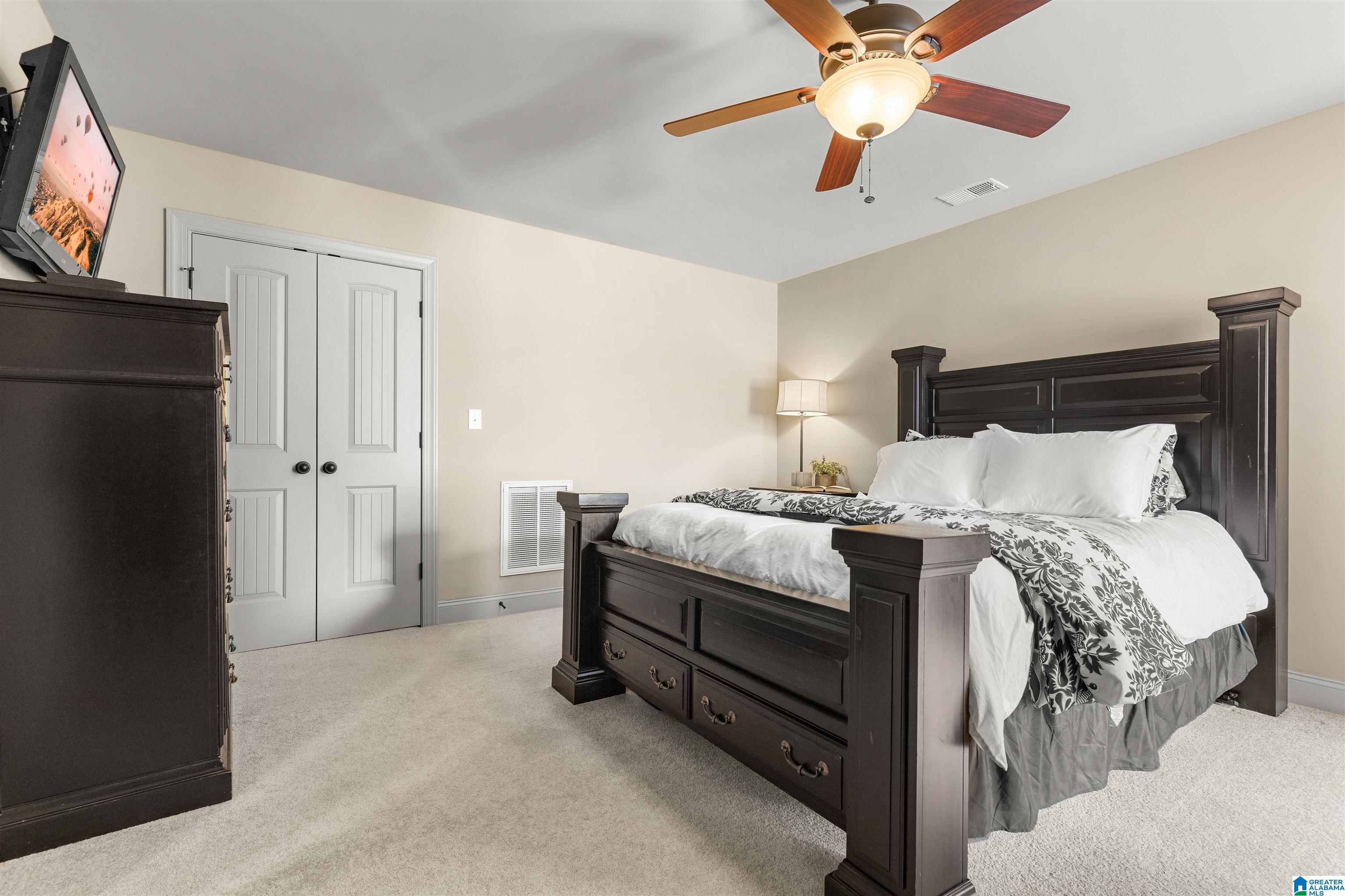 452 Heathersage Road Alabaster, AL 35114 - Photo 35 of 53