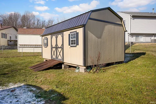 $249,900 | 342 Briarwood Lane, Ellettsville, IN 47429