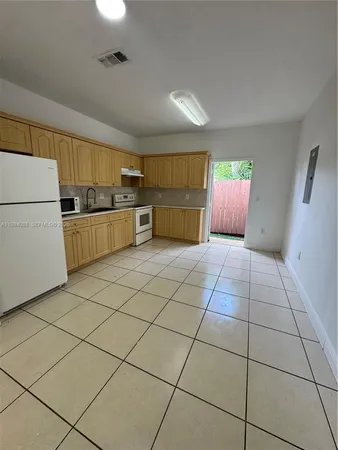 $2,699 | 761 Northwest 24th Court, Unit 761, Miami, FL 33125