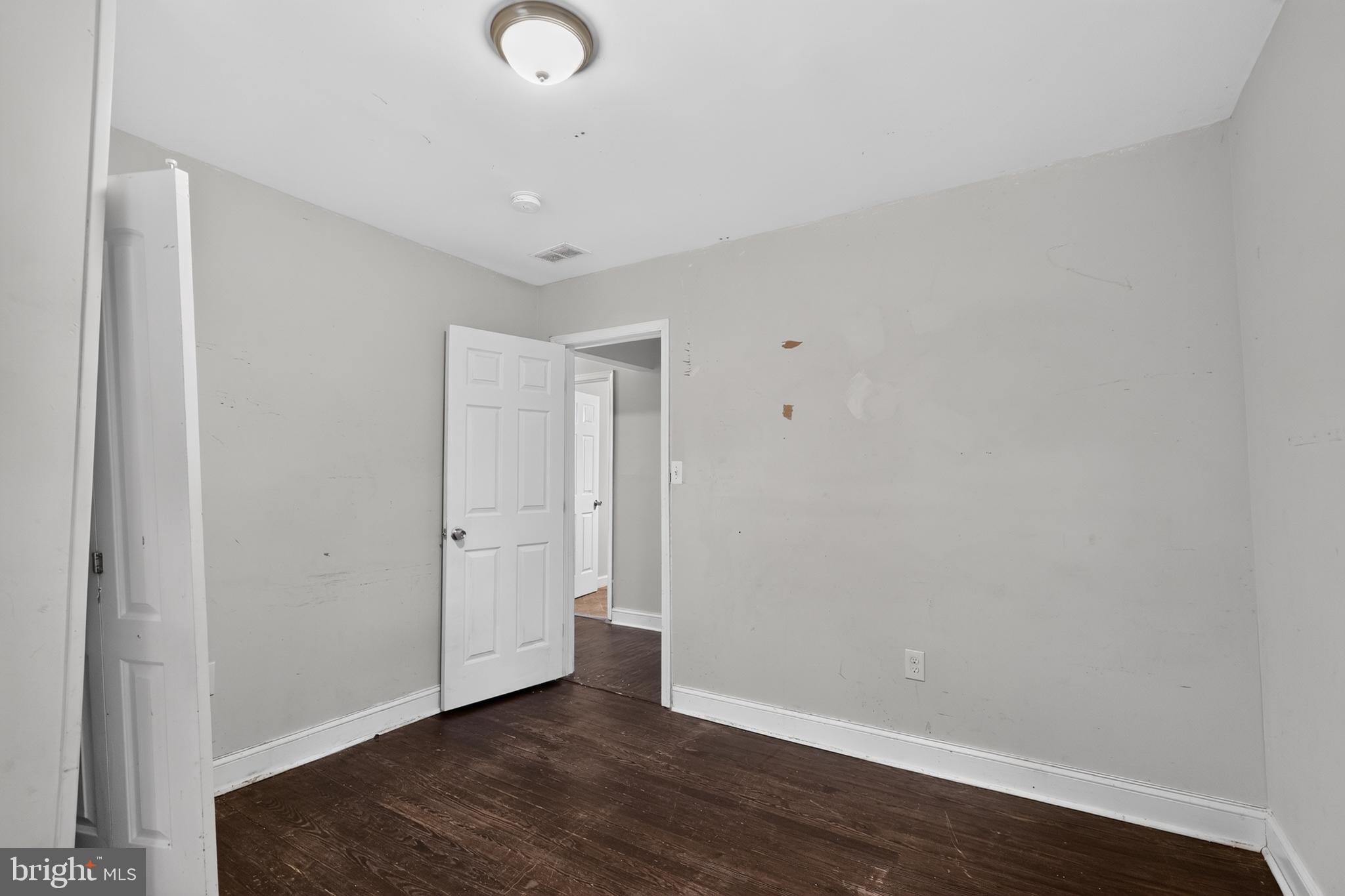13 Beacon Hill Road Baltimore, MD 21207 - Photo 3 of 18