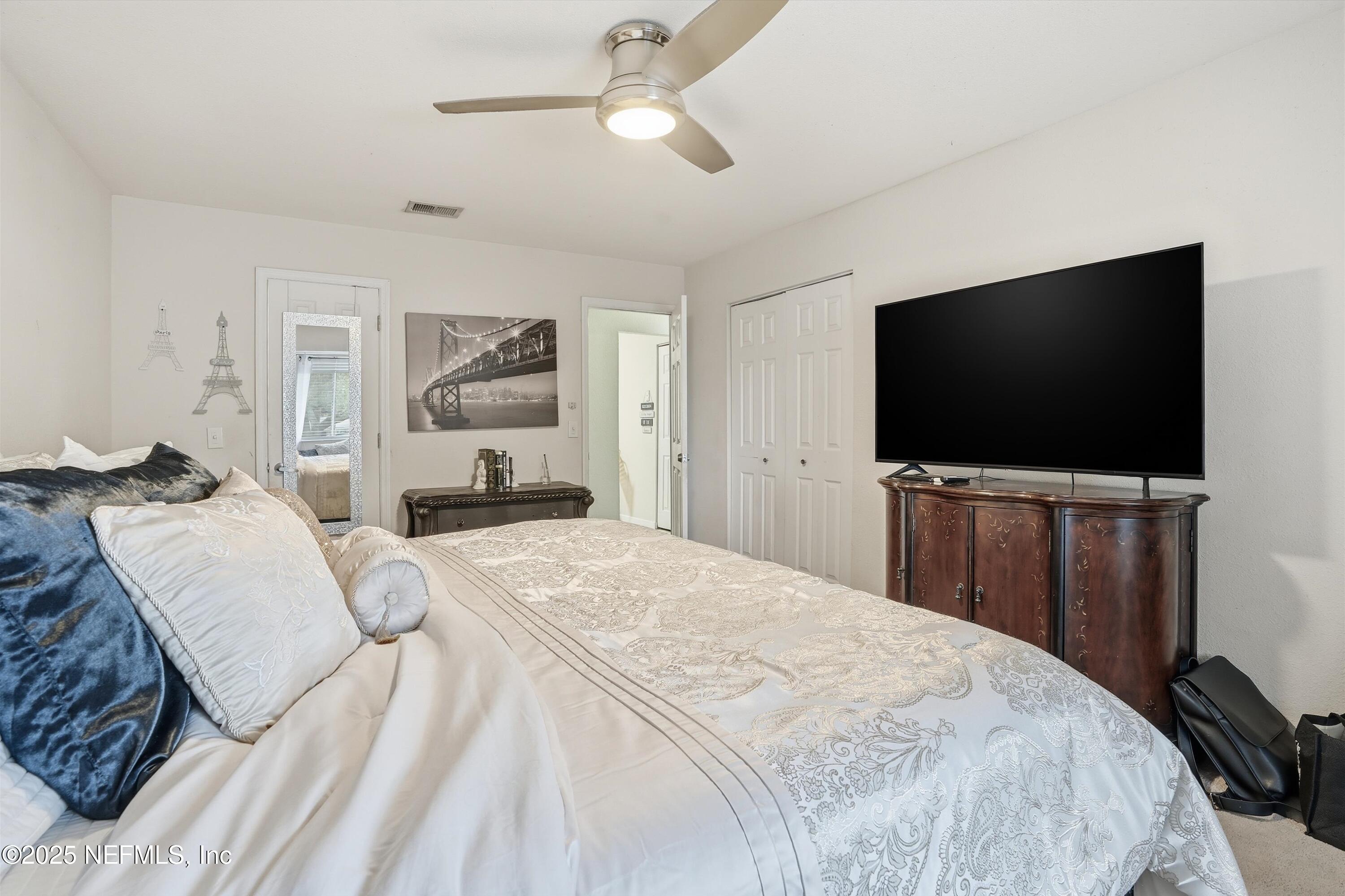 8849 Old Kings Road South, Unit 168 Jacksonville, FL 32257 - Photo 10 of 16 11-Primary Bedroom