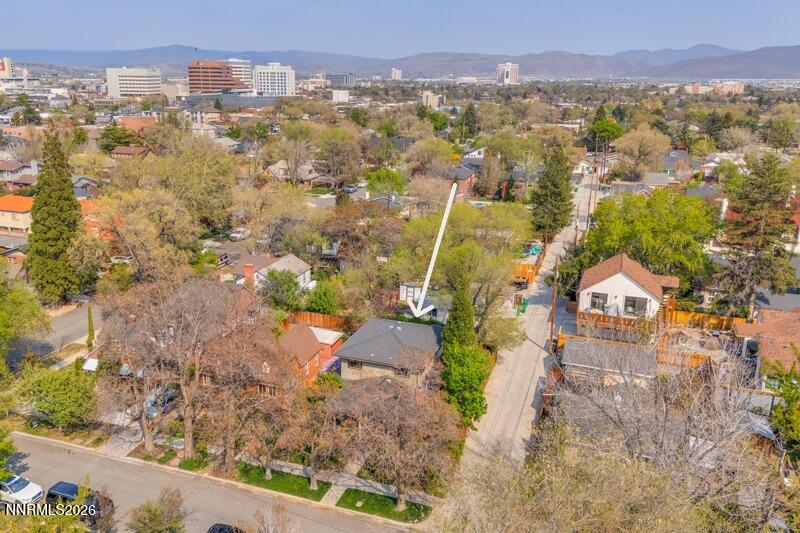 720 Nixon Avenue Reno, NV 89509 - Photo 40 of 43 720 Nixon Ave (6 of 45)with arrow