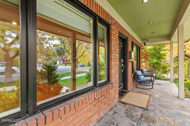 720 Nixon Avenue Reno, NV 89509 - Photo 4 of 43 720 Nixon Avenue (5 of 38)