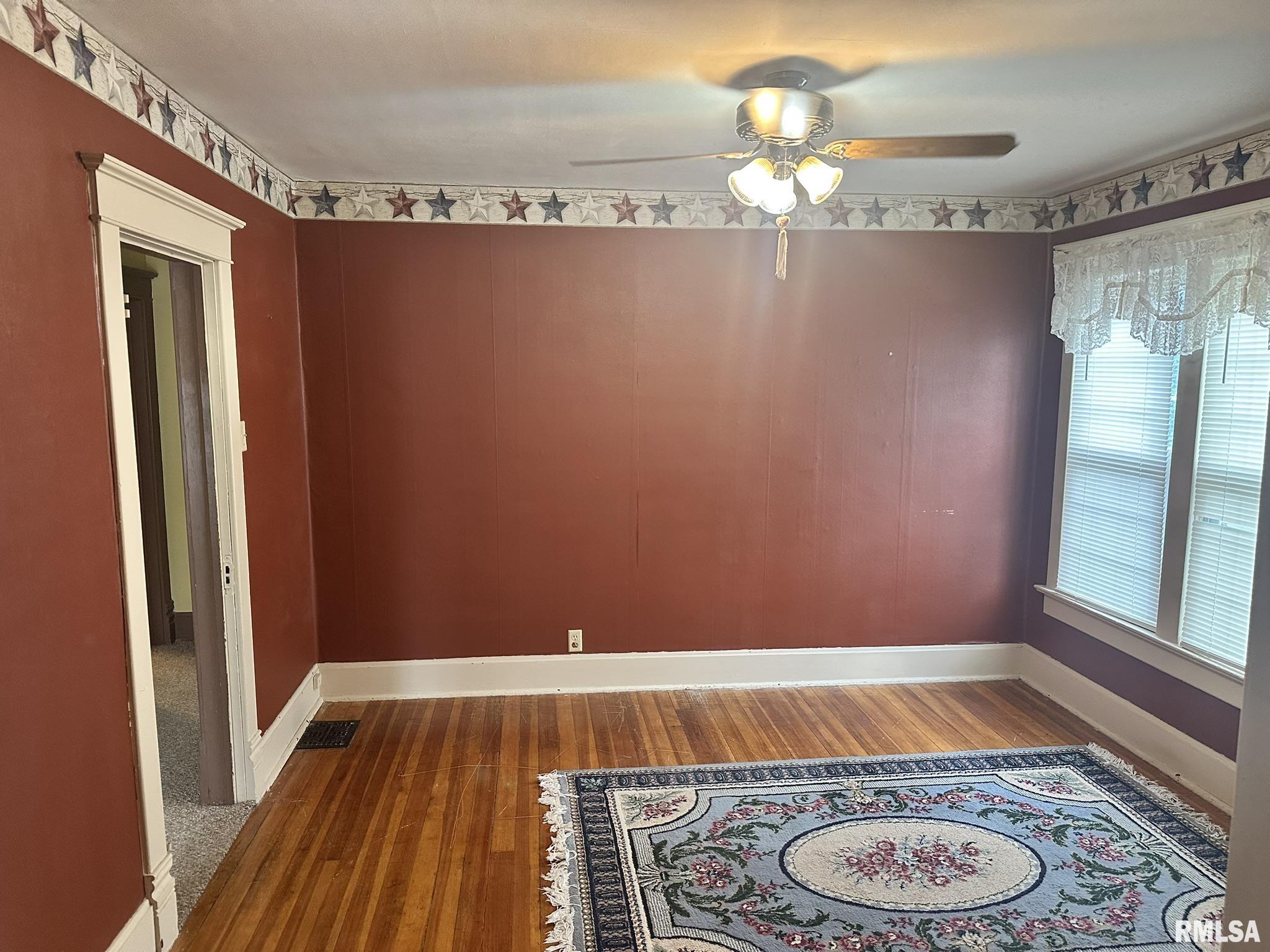 146 West Locust Street Canton, IL 61520 - Photo 38 of 59 Gallery Image 38