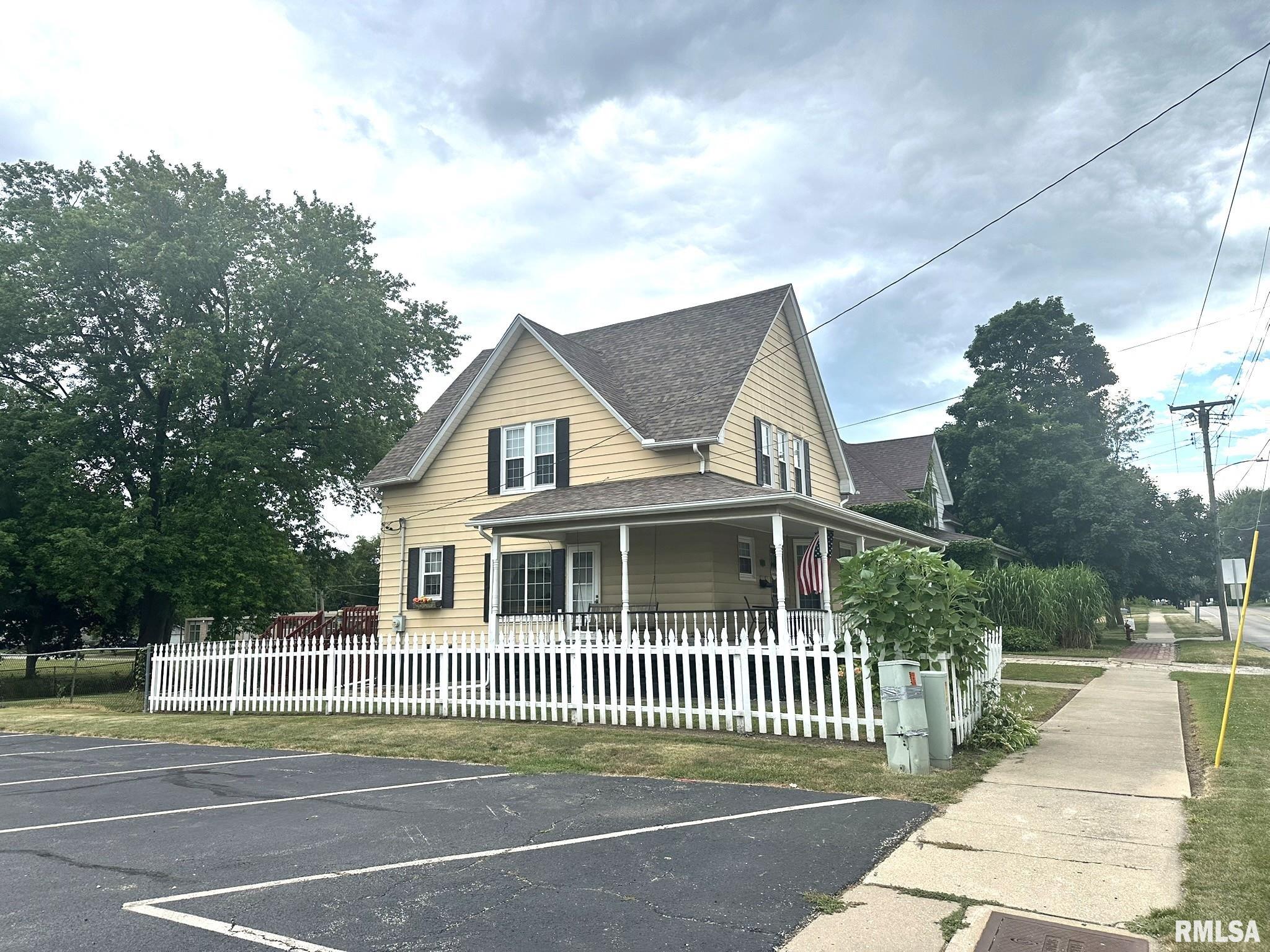 146 West Locust Street Canton, IL 61520 - Photo 49 of 59 Gallery Image 49