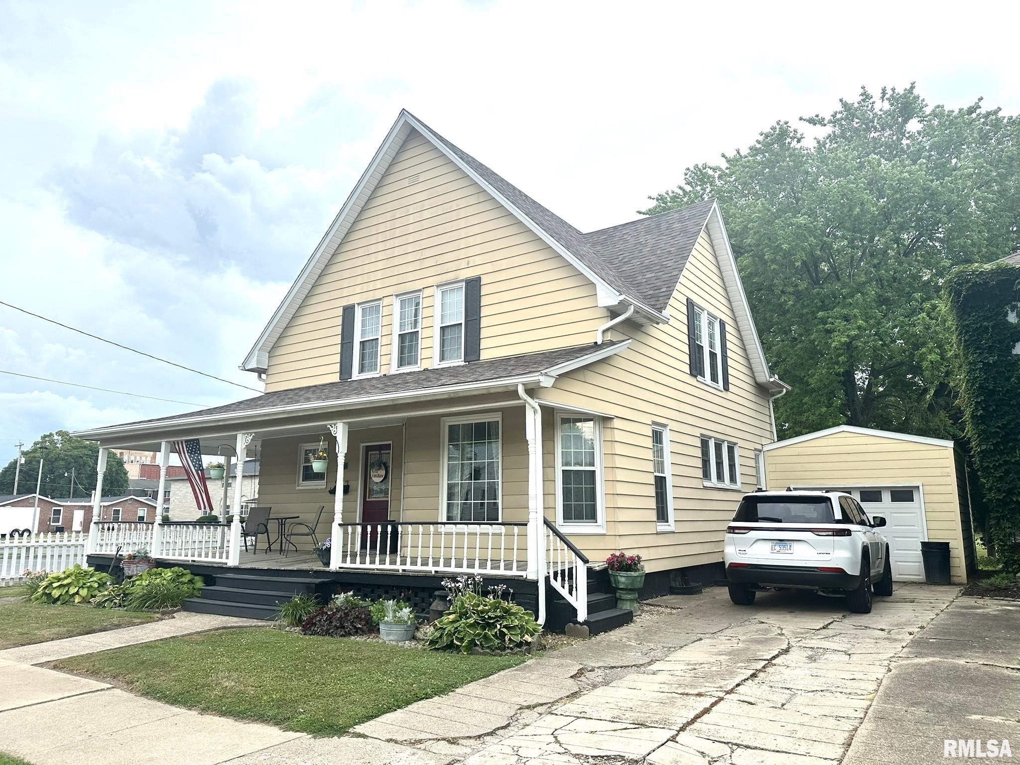 146 West Locust Street Canton, IL 61520 - Photo 9 of 59 Gallery Image 9