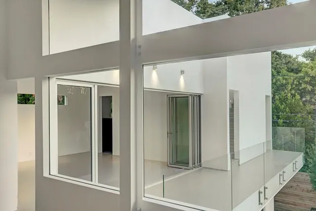 $3,925,000 | 2169 University Boulevard, Houston, TX 77030