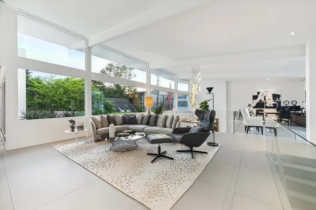 $3,925,000 | 2169 University Boulevard, Houston, TX 77030