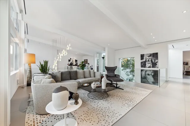 $3,925,000 | 2169 University Boulevard, Houston, TX 77030