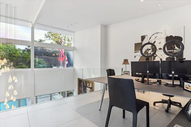 $3,925,000 | 2169 University Boulevard, Houston, TX 77030