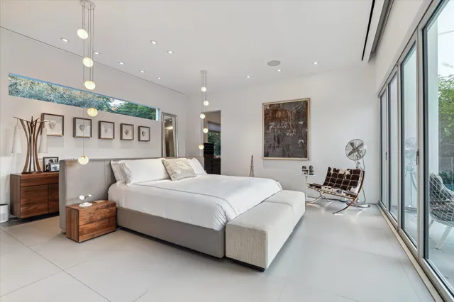 $3,925,000 | 2169 University Boulevard, Houston, TX 77030