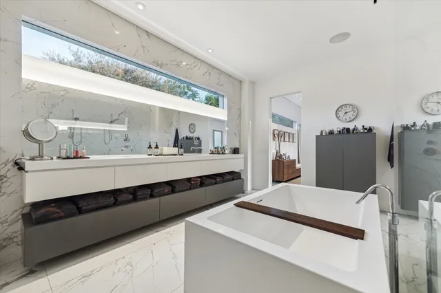 $3,925,000 | 2169 University Boulevard, Houston, TX 77030