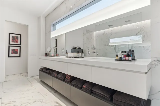 $3,925,000 | 2169 University Boulevard, Houston, TX 77030