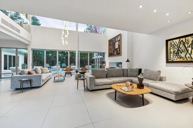 $3,925,000 | 2169 University Boulevard, Houston, TX 77030