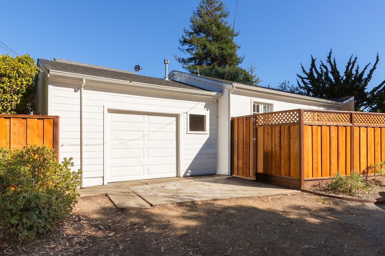 2891 Scriver Street Santa Cruz, CA 95062 - Photo 26 of 30 a view of a backyard with potted plants
