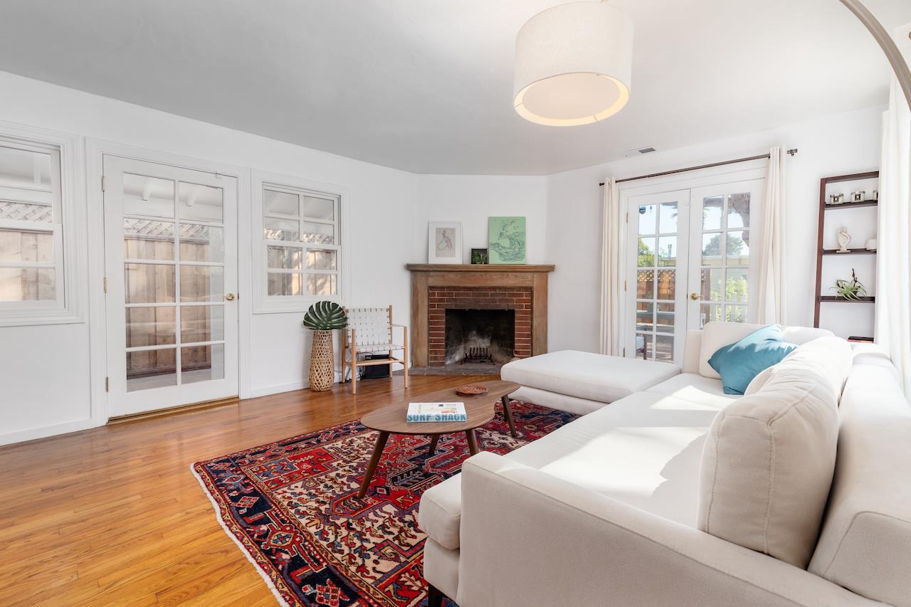2891 Scriver Street Santa Cruz, CA 95062 - Photo 4 of 30 a living room with furniture rug and window