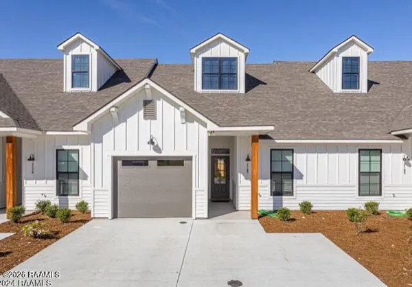 $245,999 | 111 Maplebrook Way, Broussard, LA 70518
