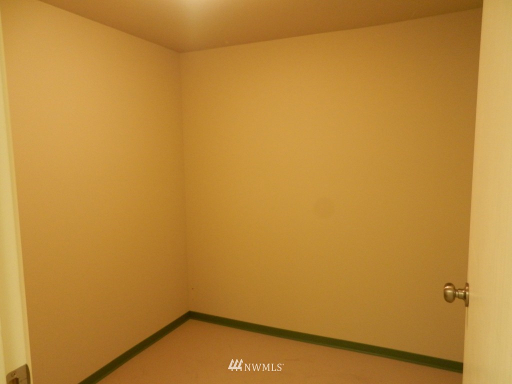 2112 Rucker Avenue, Unit 1 Everett, WA 98201 - Photo 13 of 15
