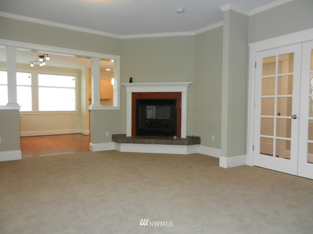 2112 Rucker Avenue, Unit 1 Everett, WA 98201 - Photo 5 of 15