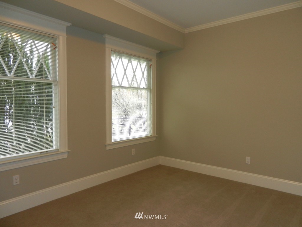 2112 Rucker Avenue, Unit 1 Everett, WA 98201 - Photo 9 of 15