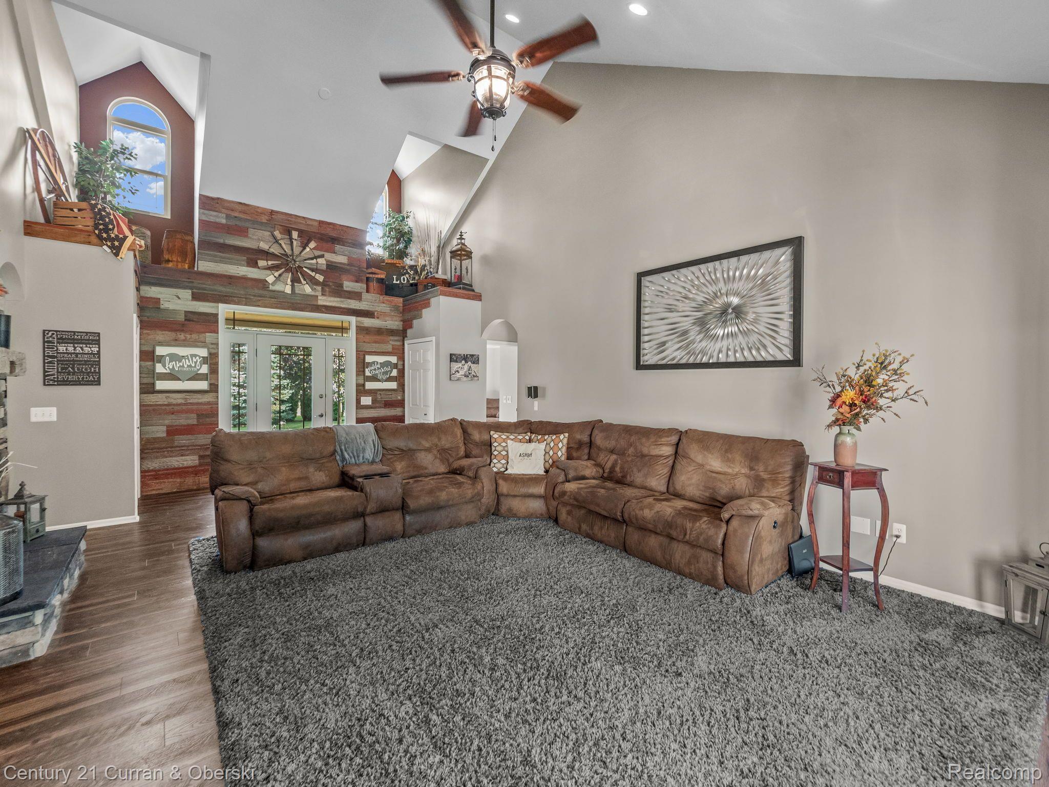 4575 East Clyde Road Howell, MI 48855 - Photo 13 of 35 Gallery Image 13