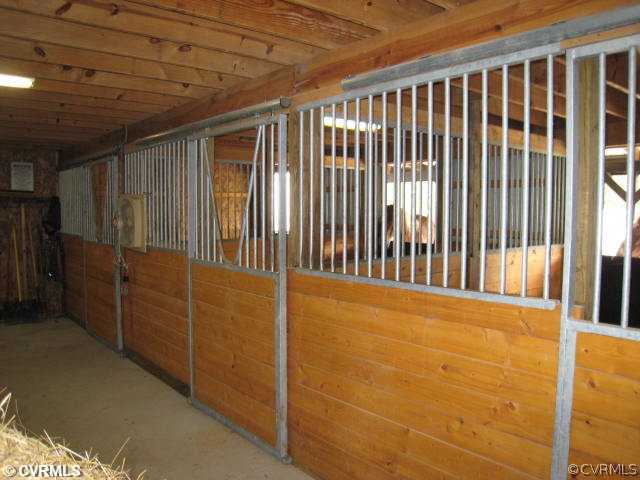 22987 Prince Edward Highway Rice, VA 23966 - Photo 9 of 10