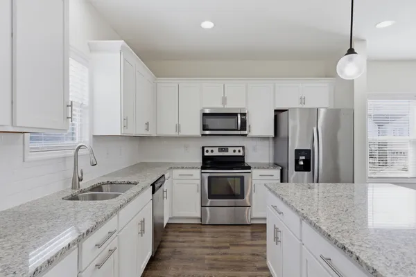 $3,200 | 114 Walden Village Lane, Nashville, TN 37210
