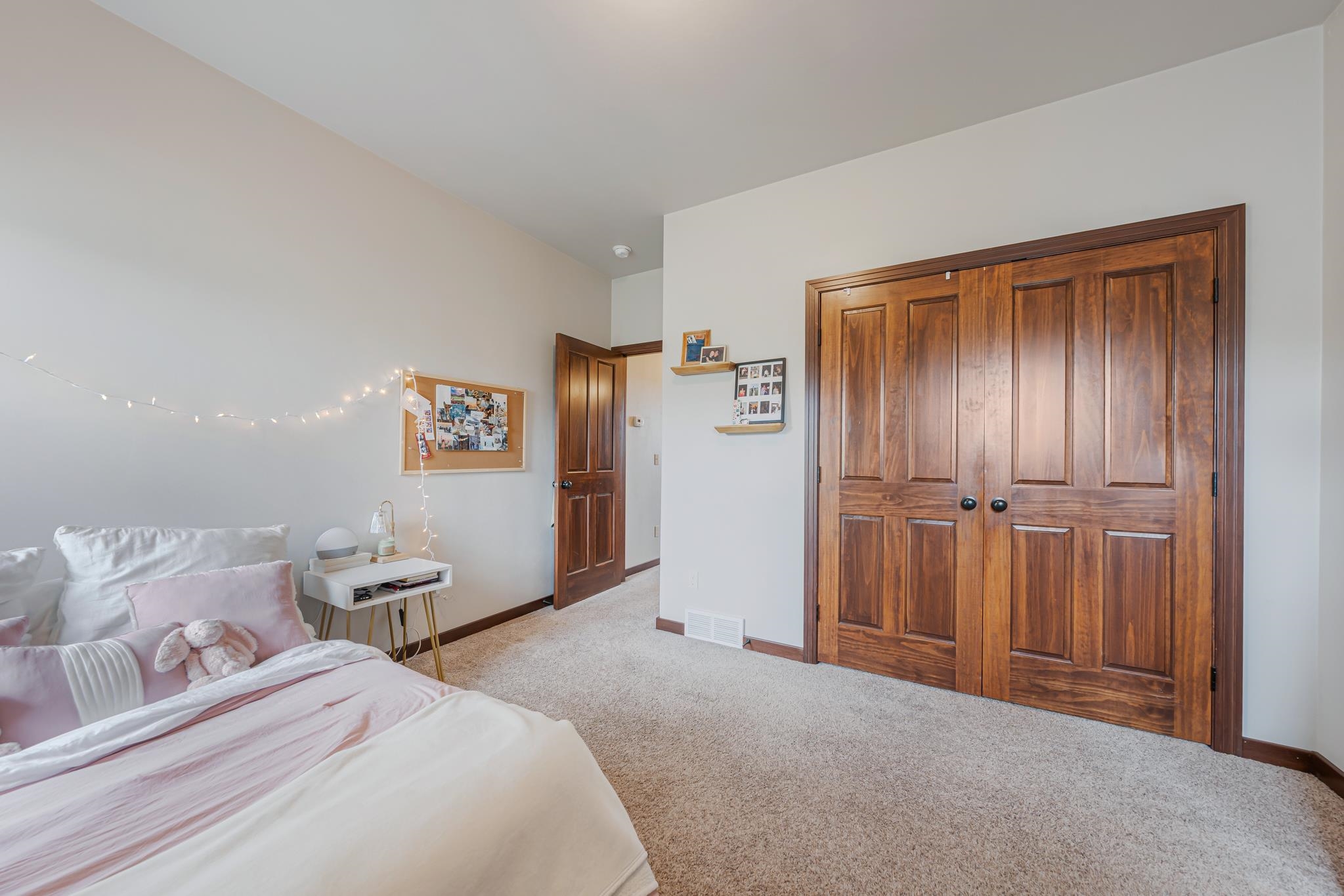 889 West Hubble Lane Appleton, WI 54913 - Photo 30 of 52