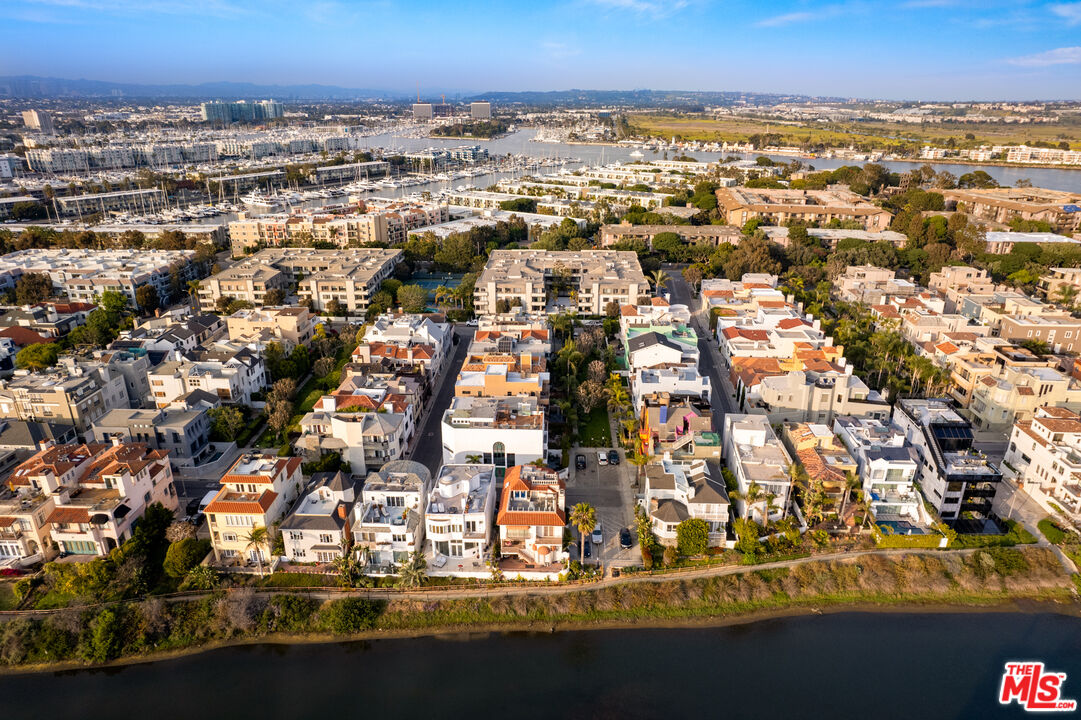 110 Topsail Mall Marina del Rey, CA 90292 - Photo 36 of 39 an aerial view of residential building and parking space