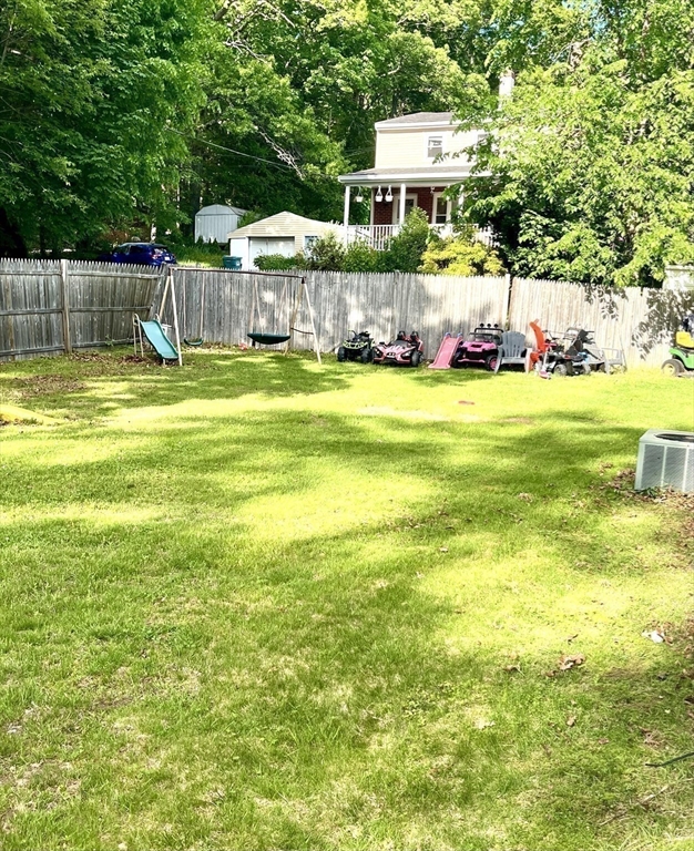 383 Mendon Street Uxbridge, MA 01569 - Photo 22 of 25