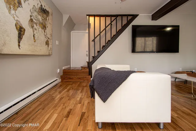 $2,500 | 125 Edinburgh Road, Bushkill, PA 18324