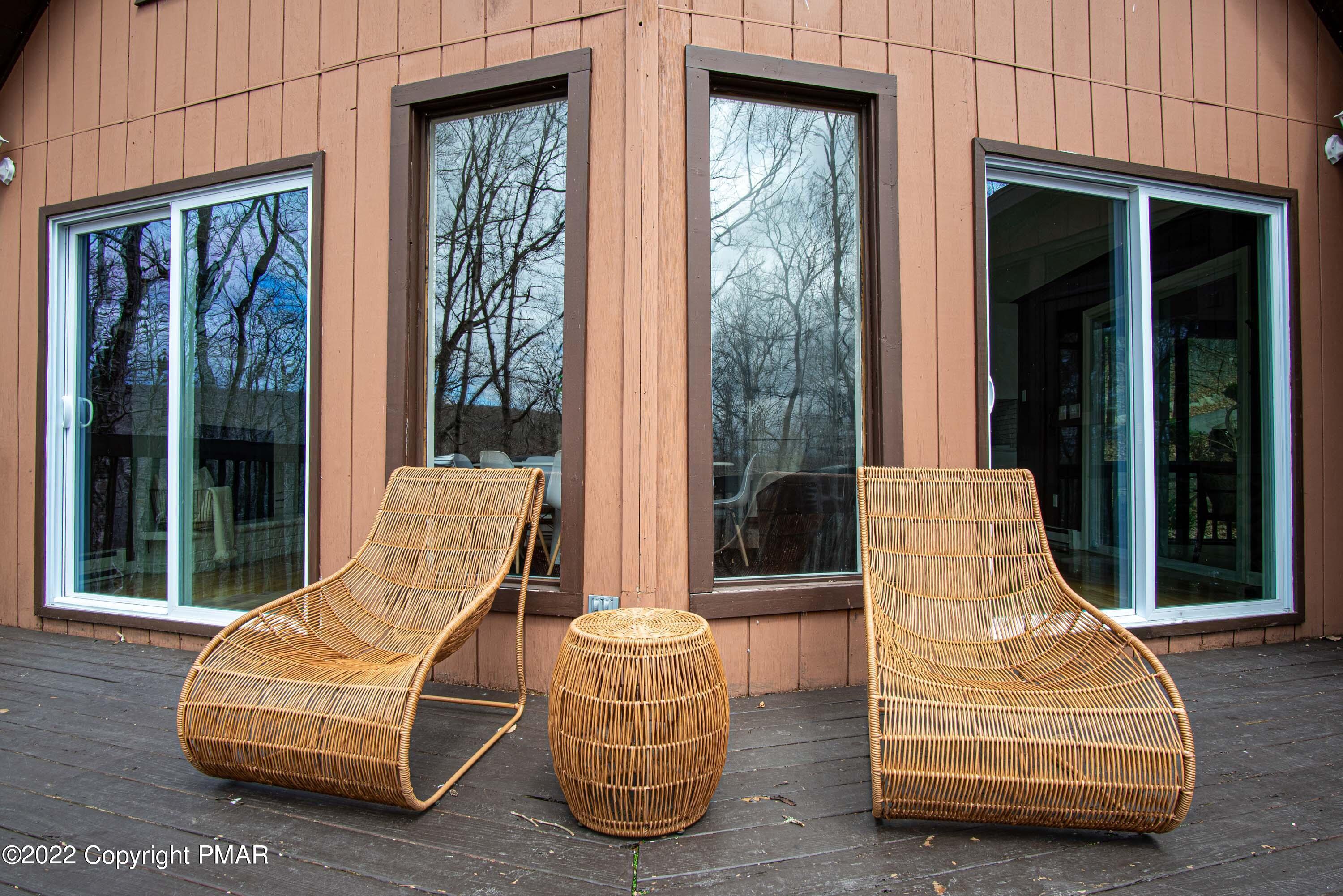 125 Edinburgh Road Bushkill, PA 18324 - Photo 33 of 64 a view of outdoor space with seating area
