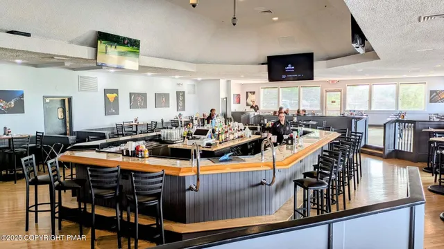 $2,500 | 125 Edinburgh Road, Bushkill, PA 18324