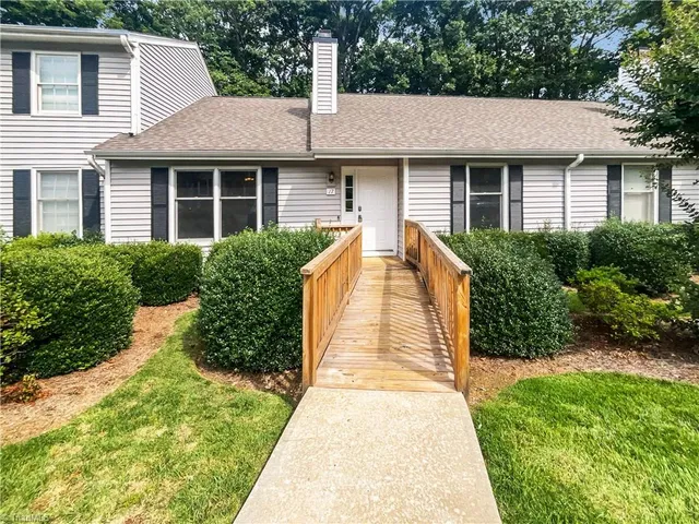 $185,000 | 17 Apple Tree Lane, Greensboro, NC 27455