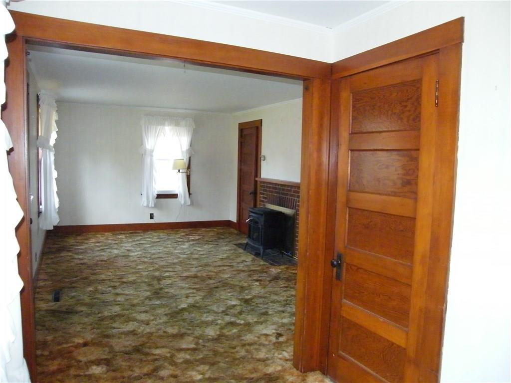 18 Fir Hollow Road Pemaquid, ME 04558 - Photo 5 of 15 Living Room with propane fireplace