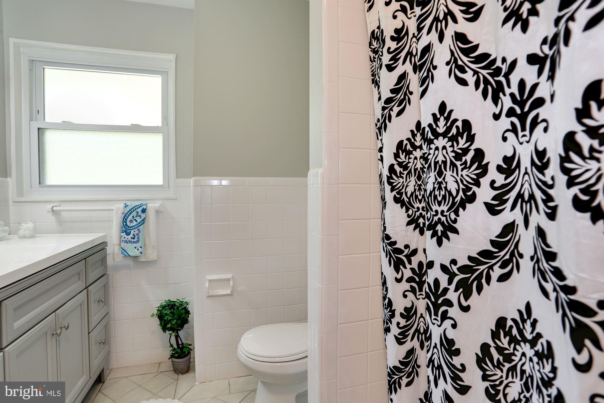 2310 Ross Road Silver Spring, MD 20910 - Photo 15 of 33 Gallery Image 15