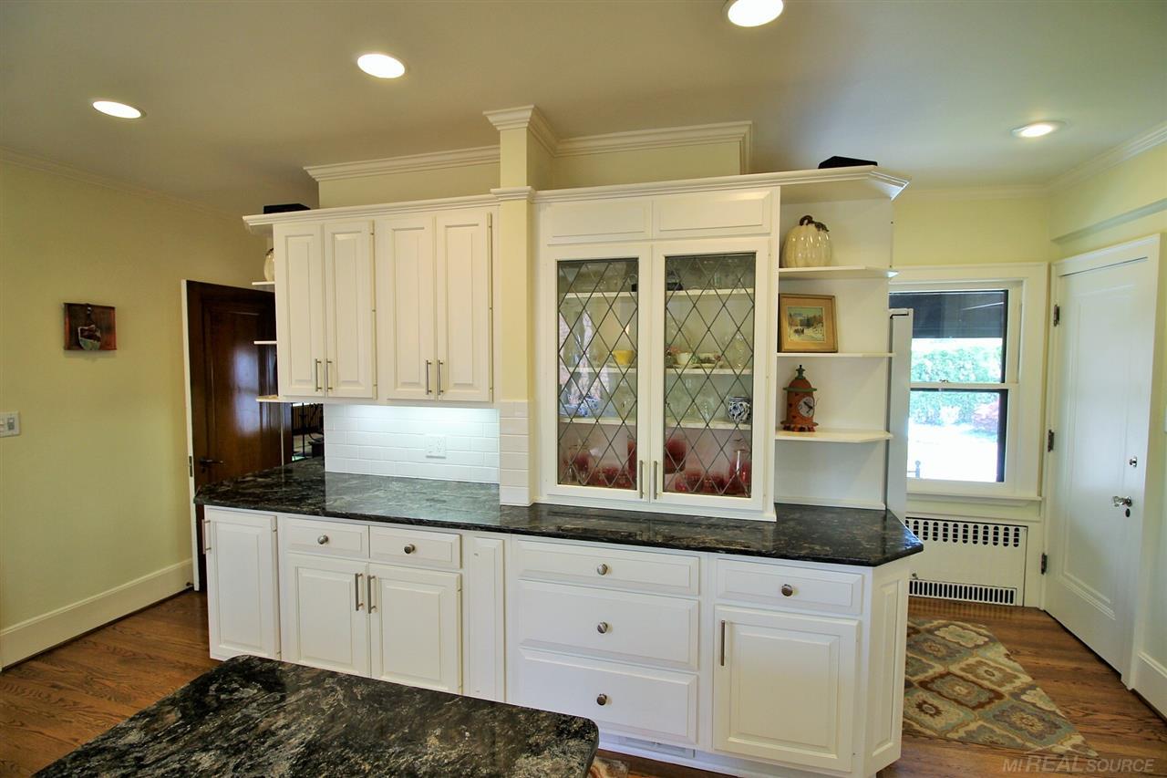 865 Trombley Road Grosse Pointe, MI 48230 - Photo 24 of 99 31348226-23.JPG