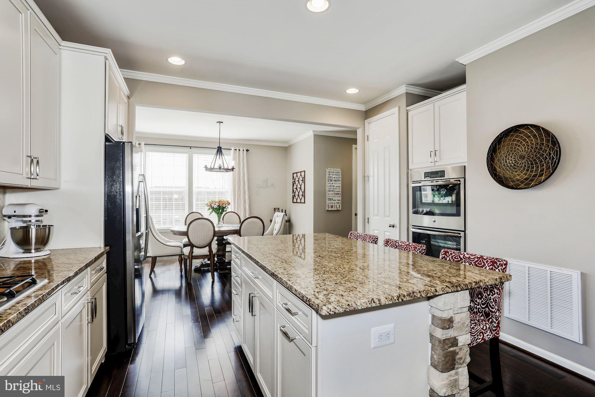 16004 Madison Ridge Place Gainesville, VA 20155 - Photo 19 of 49 Kitchen - Dinning Room