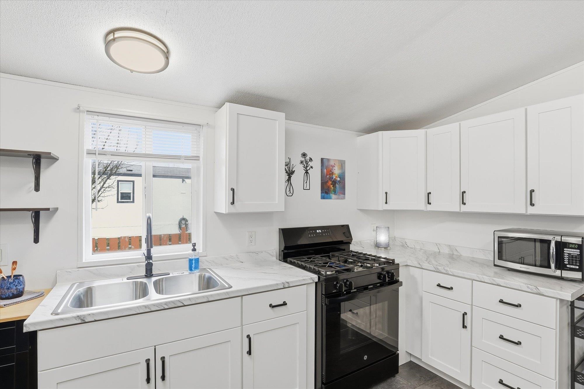 10510 West Richland Road, Unit 11 Cheney, WA 99004 - Photo 21 of 49