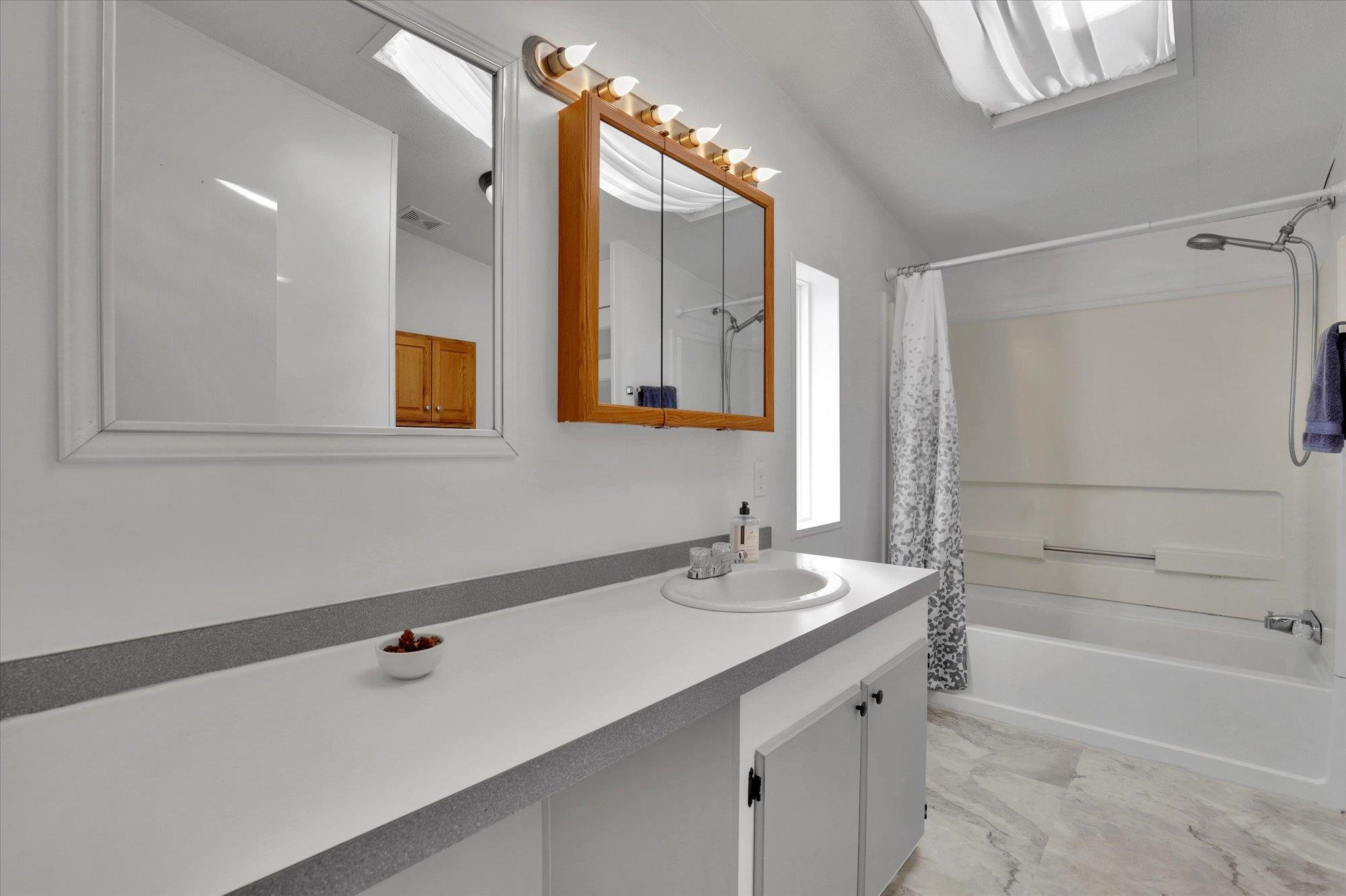 10510 West Richland Road, Unit 11 Cheney, WA 99004 - Photo 31 of 49