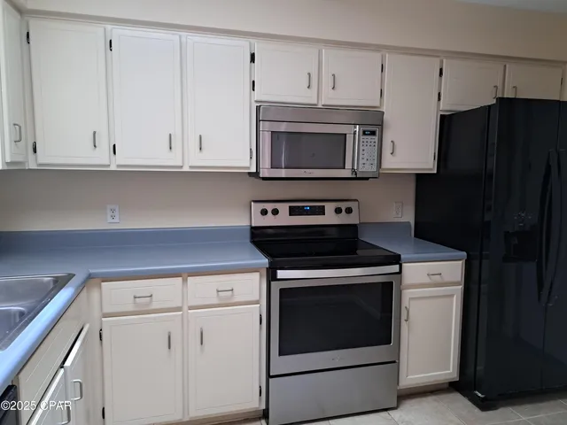 $1,950 | 7727 Betty Louise Drive, Panama City, FL 32404