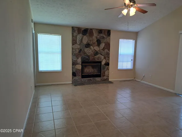 $1,950 | 7727 Betty Louise Drive, Panama City, FL 32404