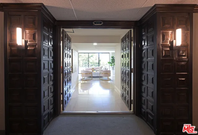$839,000 | 10535 Wilshire Boulevard, Unit 414, Los Angeles, CA 90024