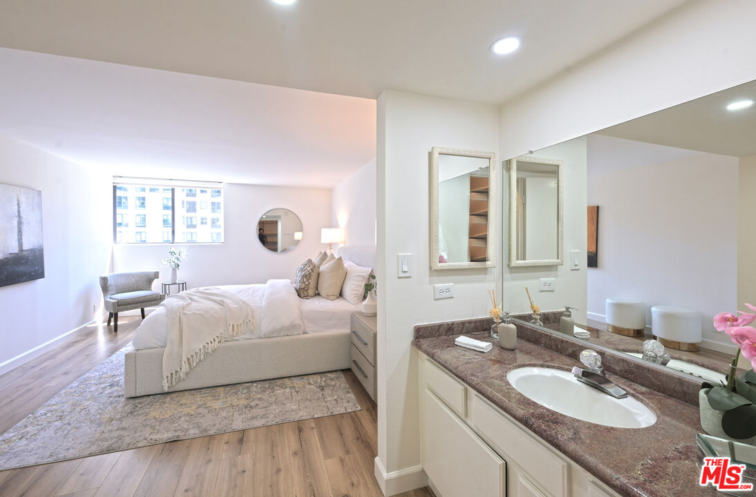 10535 Wilshire Boulevard, Unit 414 Los Angeles, CA 90024 - Photo 18 of 37