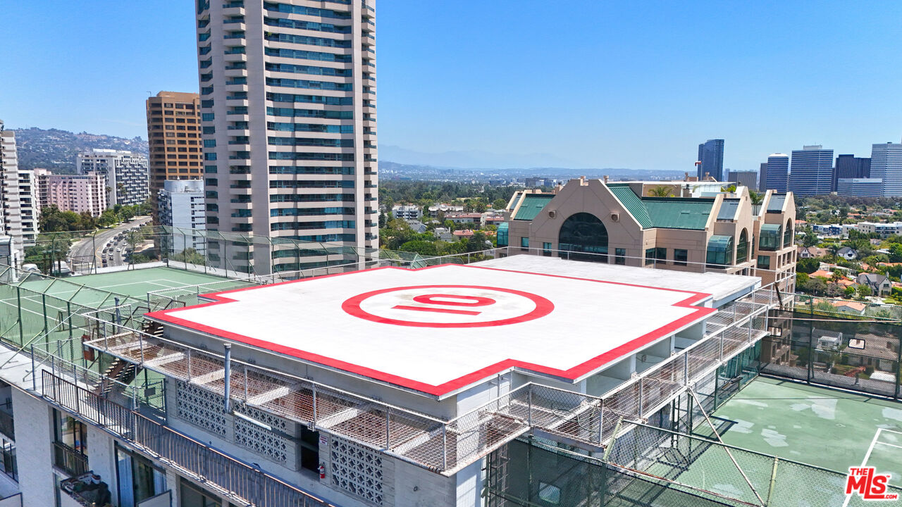 10535 Wilshire Boulevard, Unit 414 Los Angeles, CA 90024 - Photo 27 of 37