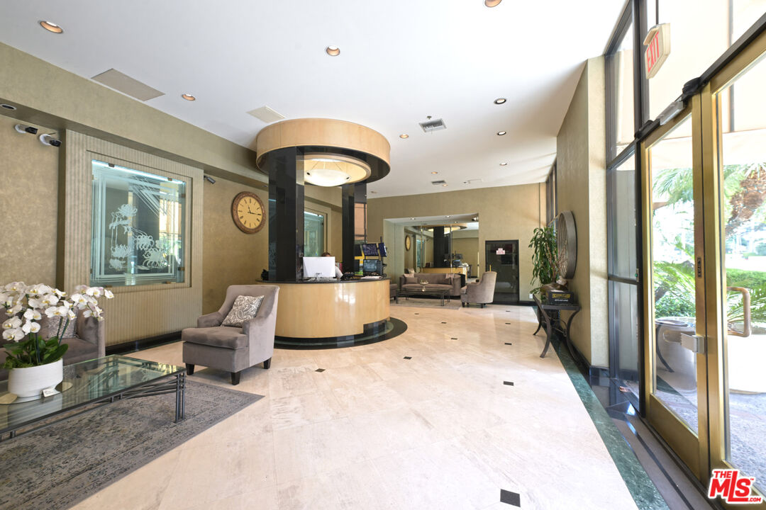 10535 Wilshire Boulevard, Unit 414 Los Angeles, CA 90024 - Photo 29 of 37