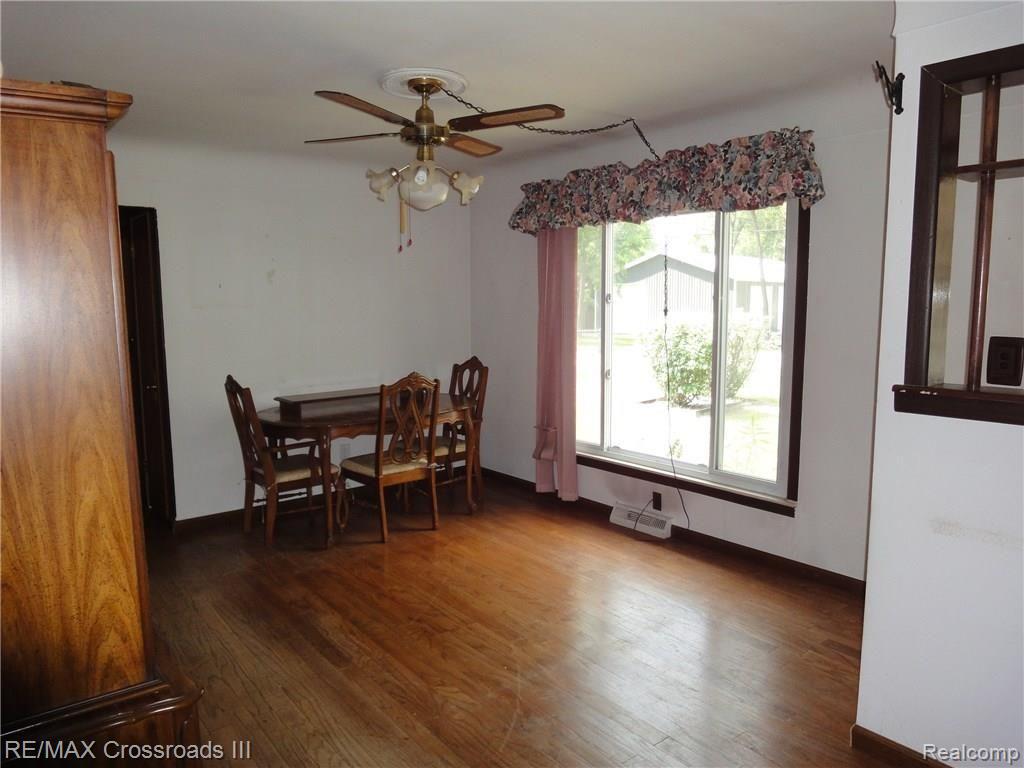 42871 Riggs Road Belleville, MI 48111 - Photo 11 of 12