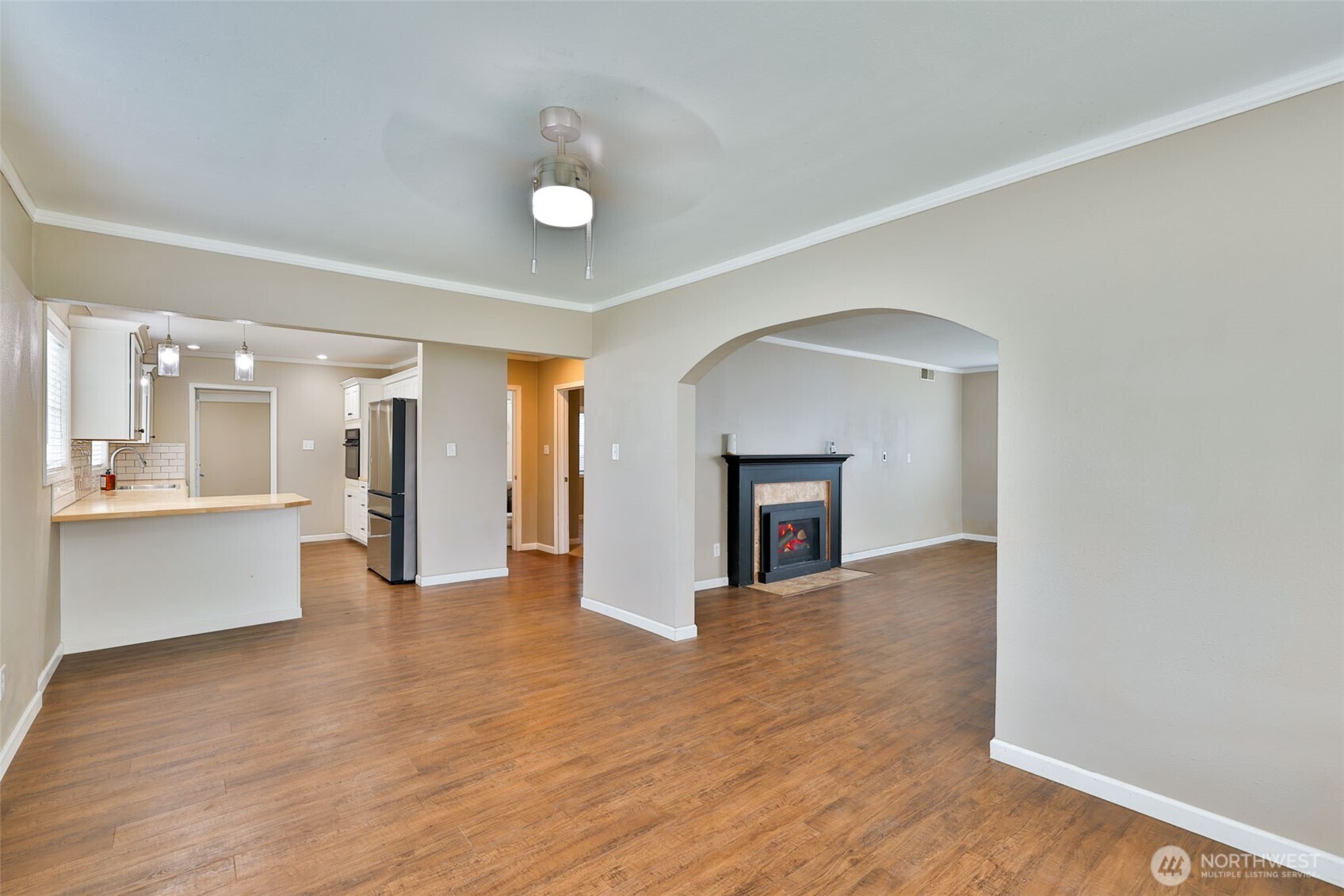 2621 Sumner Avenue Hoquiam, WA 98550 - Photo 6 of 33